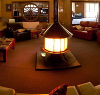 Snowy Mountains Resort and Function Centre - Foster Accommodation
