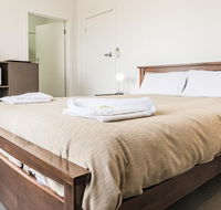 Somerset Hotel - Foster Accommodation