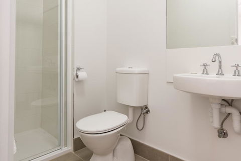 Somerset Hotel - Foster Accommodation 1