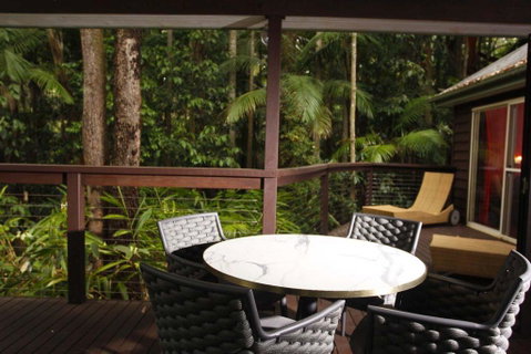 Songbirds Rainforest Retreat - Foster Accommodation 1