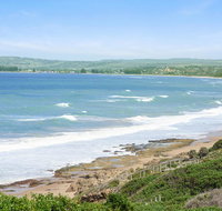 South Seas Beachfront Apartments - Foster Accommodation