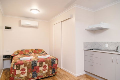 Southside Holiday Village - Foster Accommodation 1
