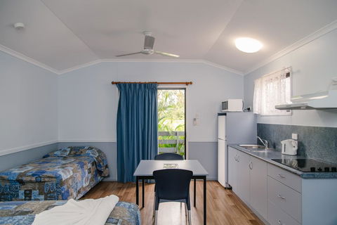 Southside Holiday Village - Foster Accommodation 0