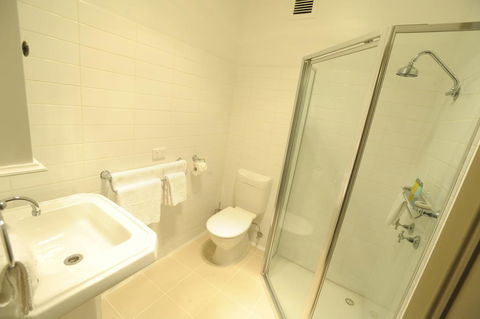 Sovereign Hill Hotel - Foster Accommodation 3