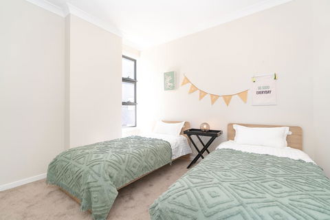 SP246-Brandnew Modern Apt In Penrith With Parking - Foster Accommodation 2