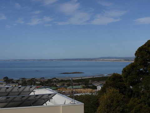 Spectacular Holiday Living - Foster Accommodation 2