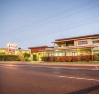 Spinifex Motel and Serviced Apartments - Foster Accommodation