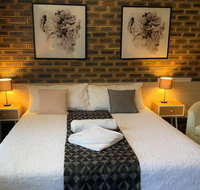 Squatters Homestead Motel - Foster Accommodation