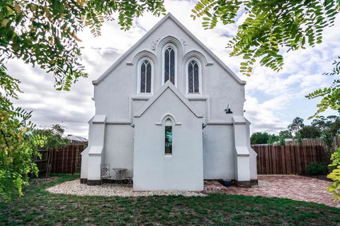 St James Converted Church - Foster Accommodation 1