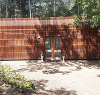 Stay  The Cube - Foster Accommodation