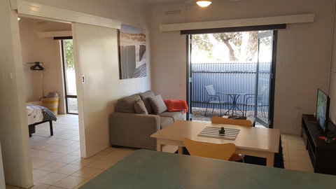 Stay Awhile In Port Pirie - Min Stay 4 Nights - Foster Accommodation 1