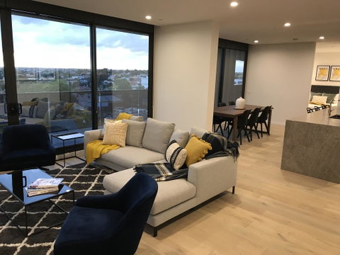 StayCentral Essendon Escape Sub-penthouse - Foster Accommodation 3