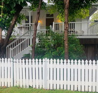 Stranded in Oz Stay in Relaxing Environment FREE WIFI NETFLIX POOL AIR CON - Foster Accommodation