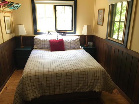 Stringer's Cottage - Foster Accommodation 1