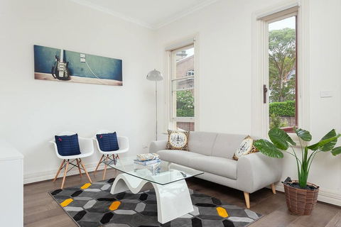 STUNNING SYDNEY HOME 11 - Foster Accommodation 2