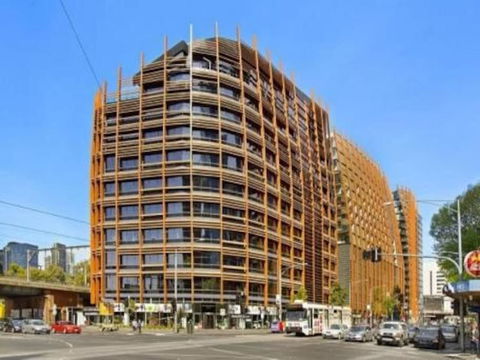 Stylish 1 Bedroom Apartment Amazing City Views - Foster Accommodation 3