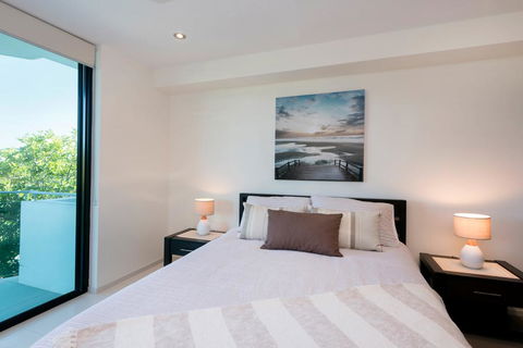 Stylish Beach Side Apartment - Unit 5 - 33 Lorikeet Drive - Foster Accommodation 3