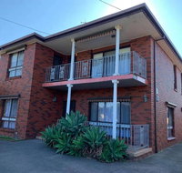 Stylish Bedroom in Bentleigh East - Foster Accommodation