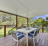 Summerfield Cottage - Hunter Valley renovated House in central North Rothbury - Foster Accommodation