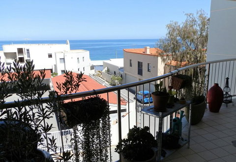 Sun, Sand, Sea And Salty Kisses Cottesloe Beach House - Foster Accommodation 0