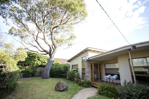 SUNNY DAZE - Foster Accommodation 2