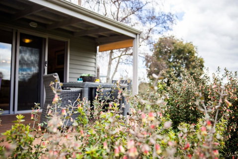Sunnyside Cottage - Foster Accommodation 2