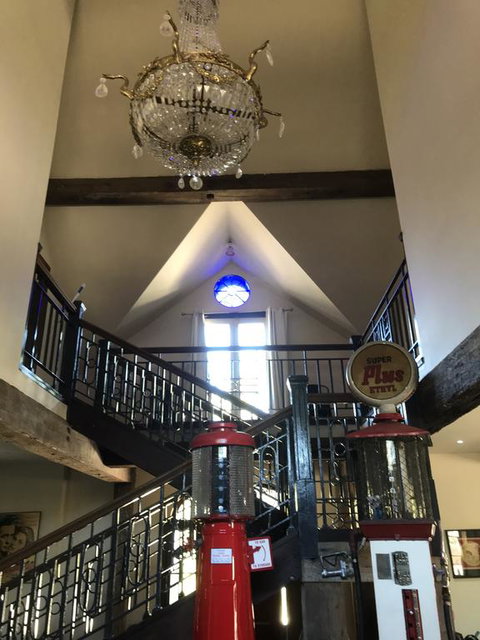 Sunset Cottages - Foster Accommodation 1