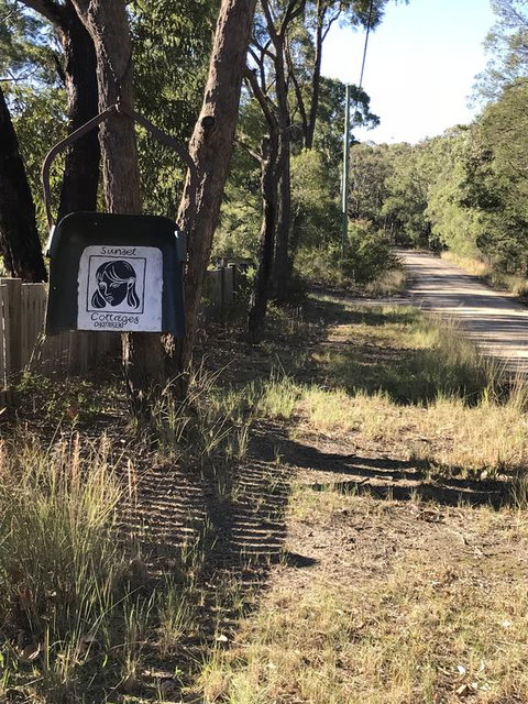 Sunset Cottages - Foster Accommodation 0