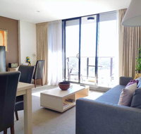 Super luxurious apartment on North Terrace - Foster Accommodation