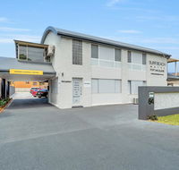 Surf Beach Motel Port - Foster Accommodation