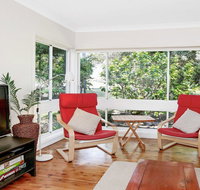 Surf Beach Views - quiet position close to beach - Foster Accommodation