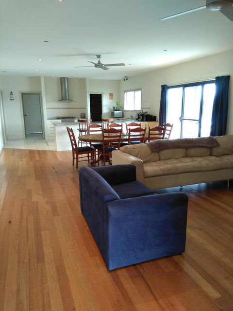 Symuya - Foster Accommodation 2