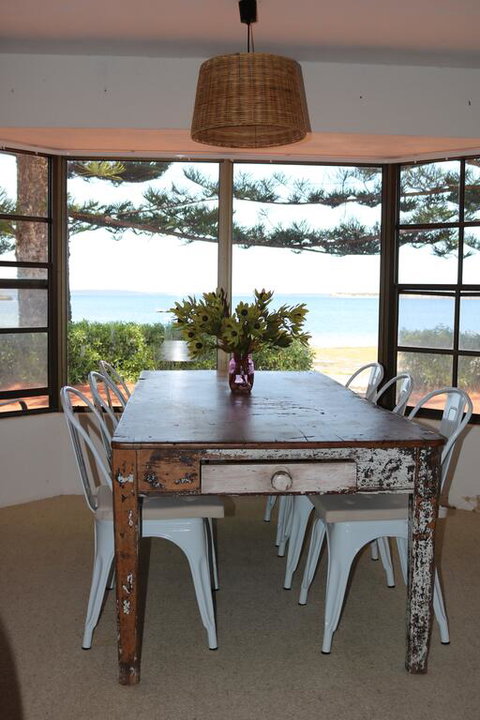 Tall Pines Beach House At Mount Dutton Bay (part Of Coffin Bay Waterways) - Foster Accommodation 2