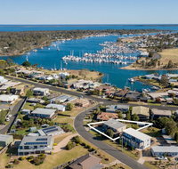 Tanjil - A stroll from the water in Paynesville - Foster Accommodation