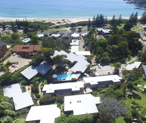 Tathra Beach House Holiday Apartments - Foster Accommodation 0