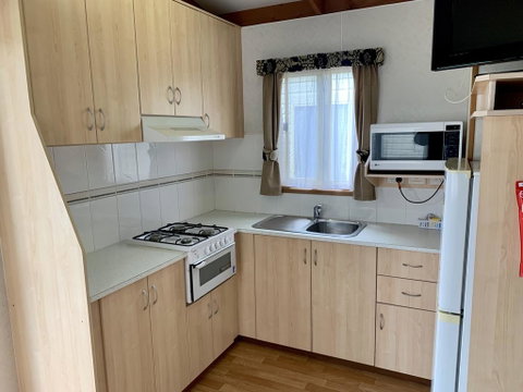Tatura Cabin & Caravan Park - Foster Accommodation 3