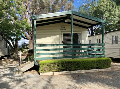 Tatura Cabin & Caravan Park - Foster Accommodation 0
