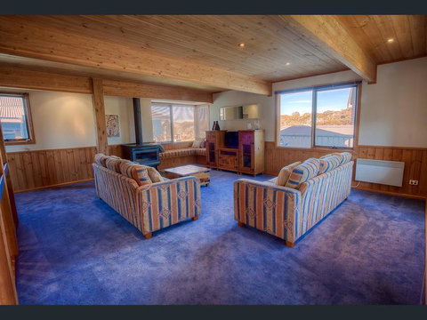 Tetleys - Foster Accommodation 2