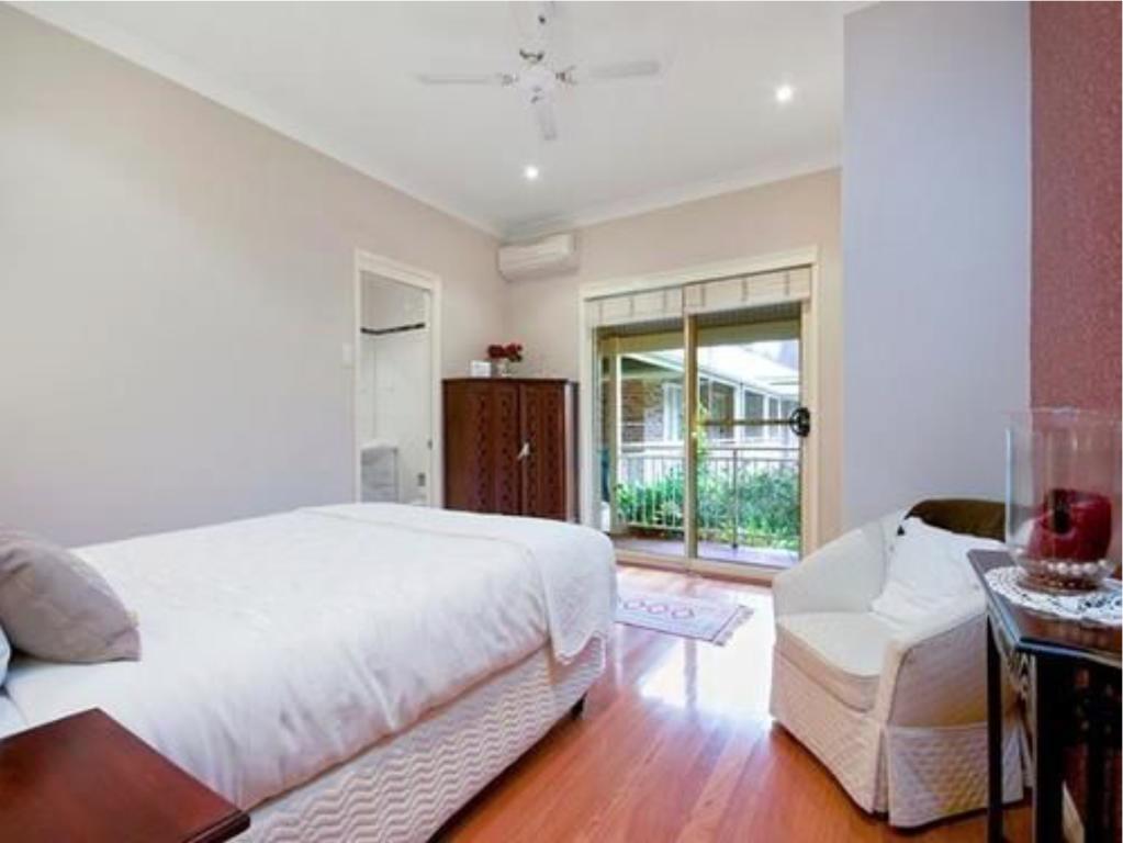 Picketts Valley NSW Foster Accommodation