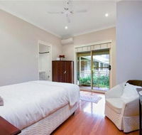 The Acreage Luxury BB and Guesthouse - Foster Accommodation