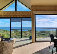The Beach House - Port Bouvard - Foster Accommodation