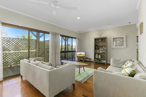The Beach House, Sunshine Beach - Foster Accommodation 3