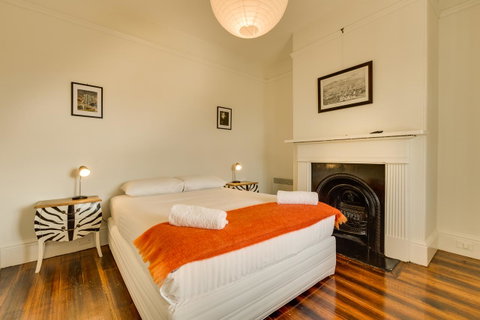 Brampton Cottage - Foster Accommodation 10
