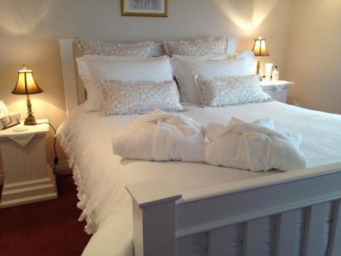 Ellie\'s Cottages - Foster Accommodation 0