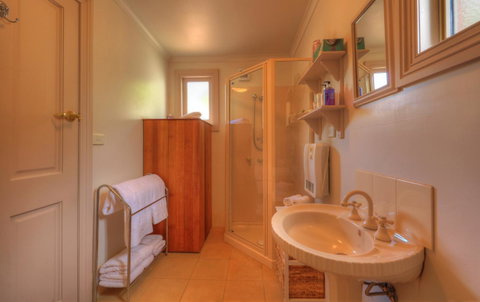 Ellie\'s Cottages - Foster Accommodation 17