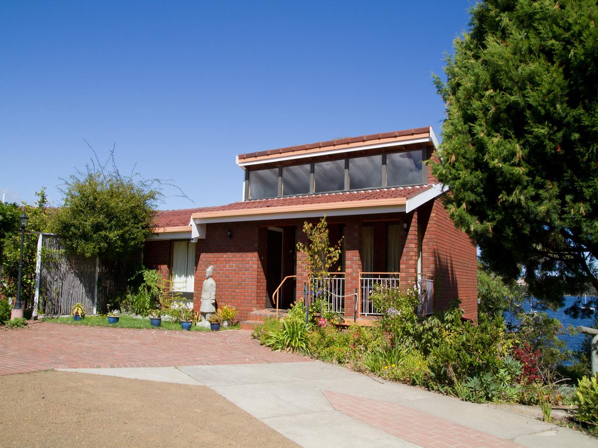 Austins Ferry TAS Foster Accommodation