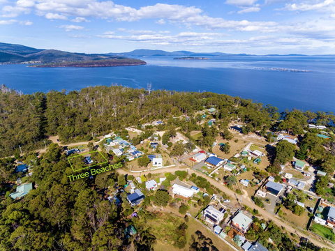Three Beaches - Foster Accommodation 38