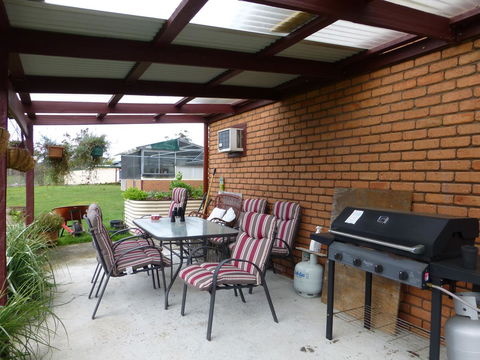 Quamby Pines Chalet - Foster Accommodation 8