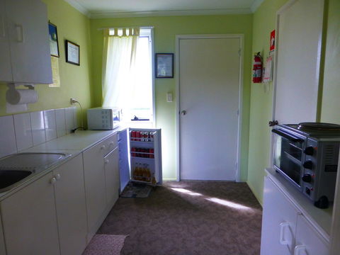 Quamby Pines Chalet - Foster Accommodation 6