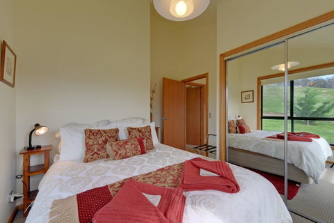 Moon River - Foster Accommodation 7